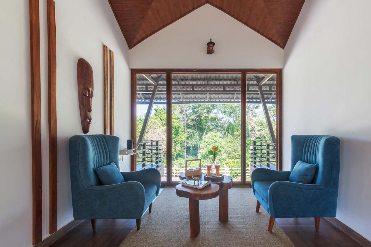Coffee & Mist Luxury Villa- Comp Breakfast, Pool, Lounge, And Coffee Estate By Stayvista Madikeri Exterior foto